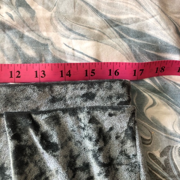 Tart pull on Velvet crop pants - Picture 5 of 8